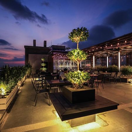 Hlaine Tet Hotel Янгон Екстериор снимка